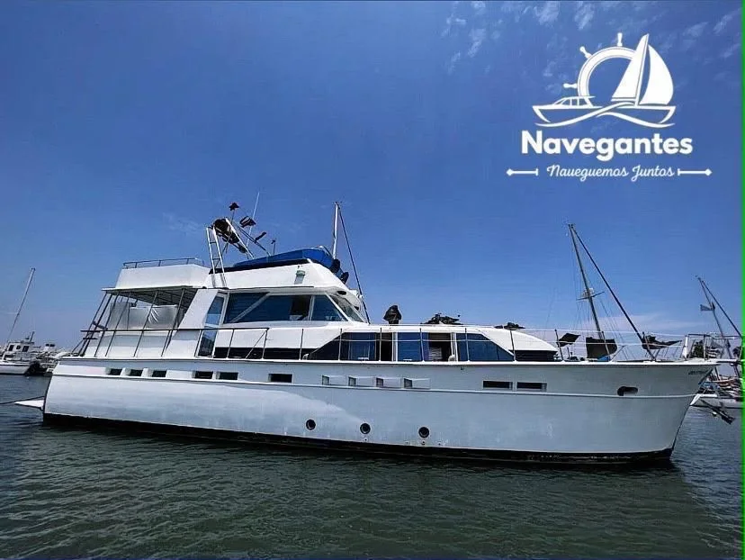 Yate Premium 30 para 30 pasajeros en Club Náutico de la Escuela Naval de La Punta, Callao